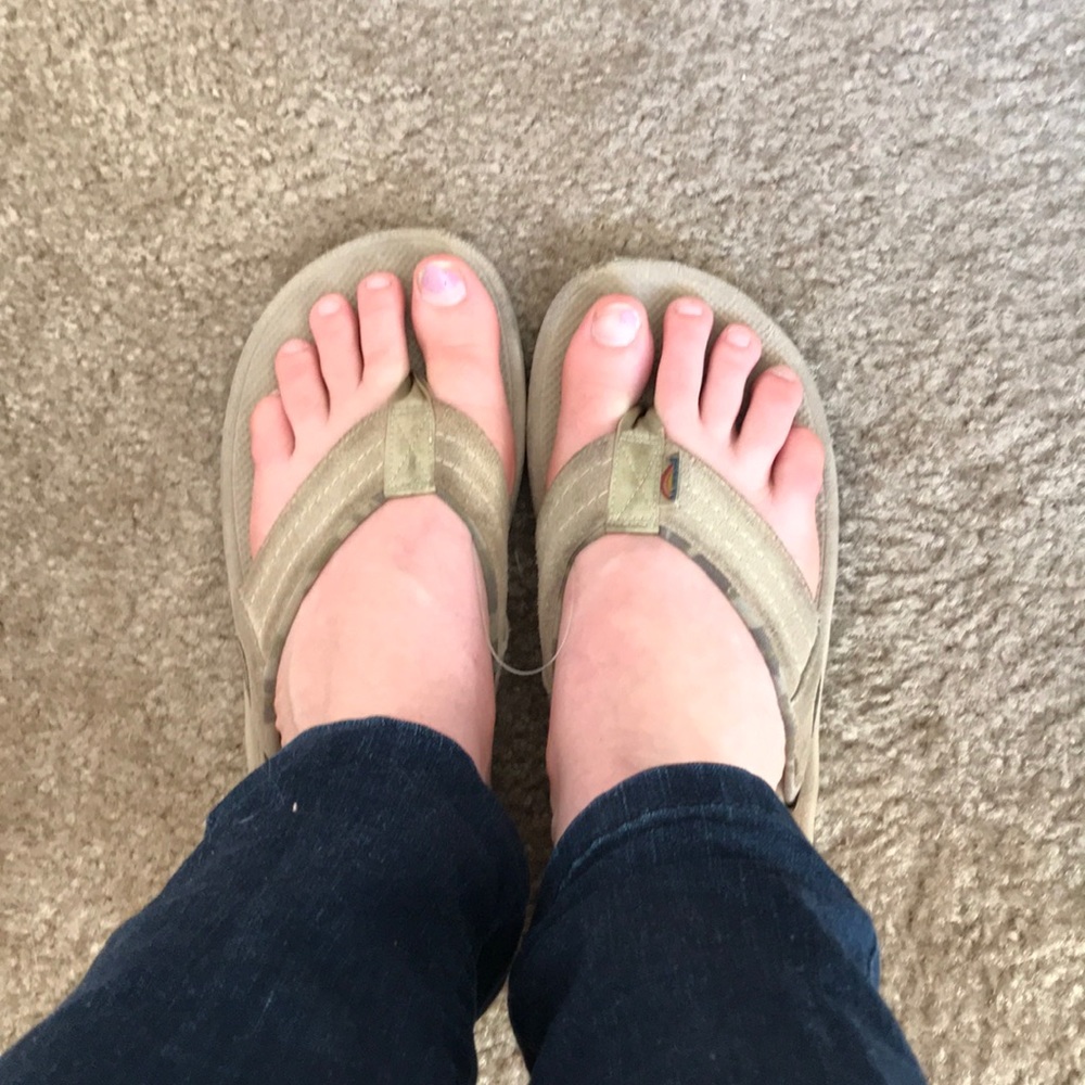 Tan Rainbow Sandals 8